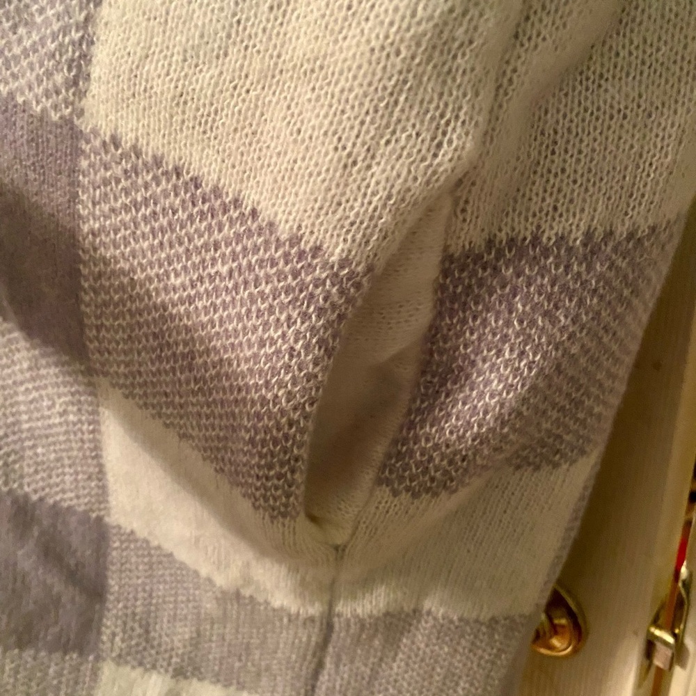 NWT Woven Heart long cardigan buffalo plaid sweater. Size Medium - Picture 4 of 6